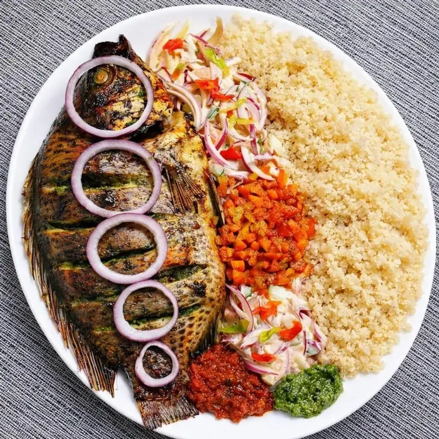 Attiéké Capitaine grillé - saveur ivoirienne authentique